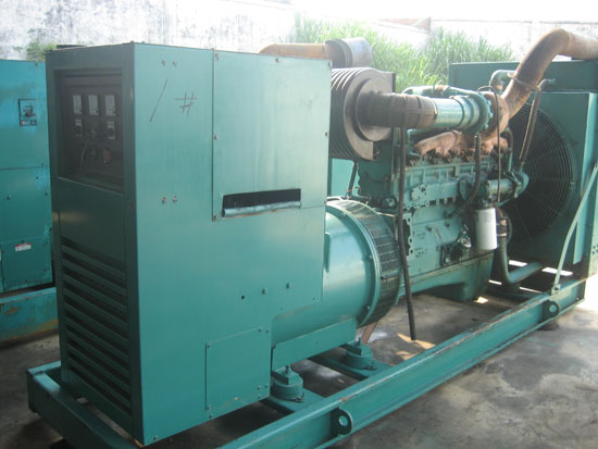 大通租赁发电机- 发电机碳刷磨损的原因是什么