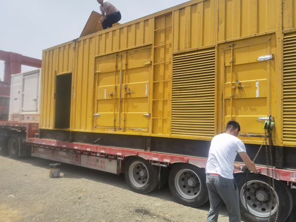 大通发电机出租100KW发电机需要什么规格的电缆线?