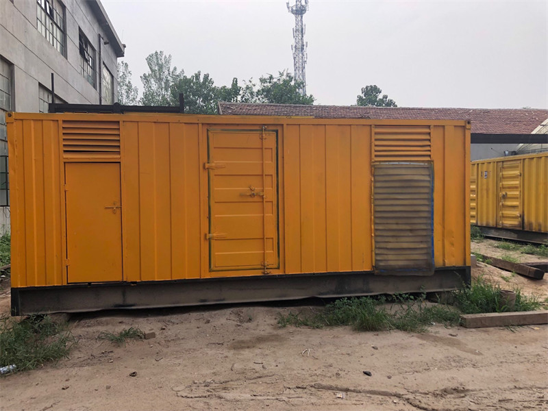 大通柴油发电机如何判断新机油是否已经完全充满机油滤清器？