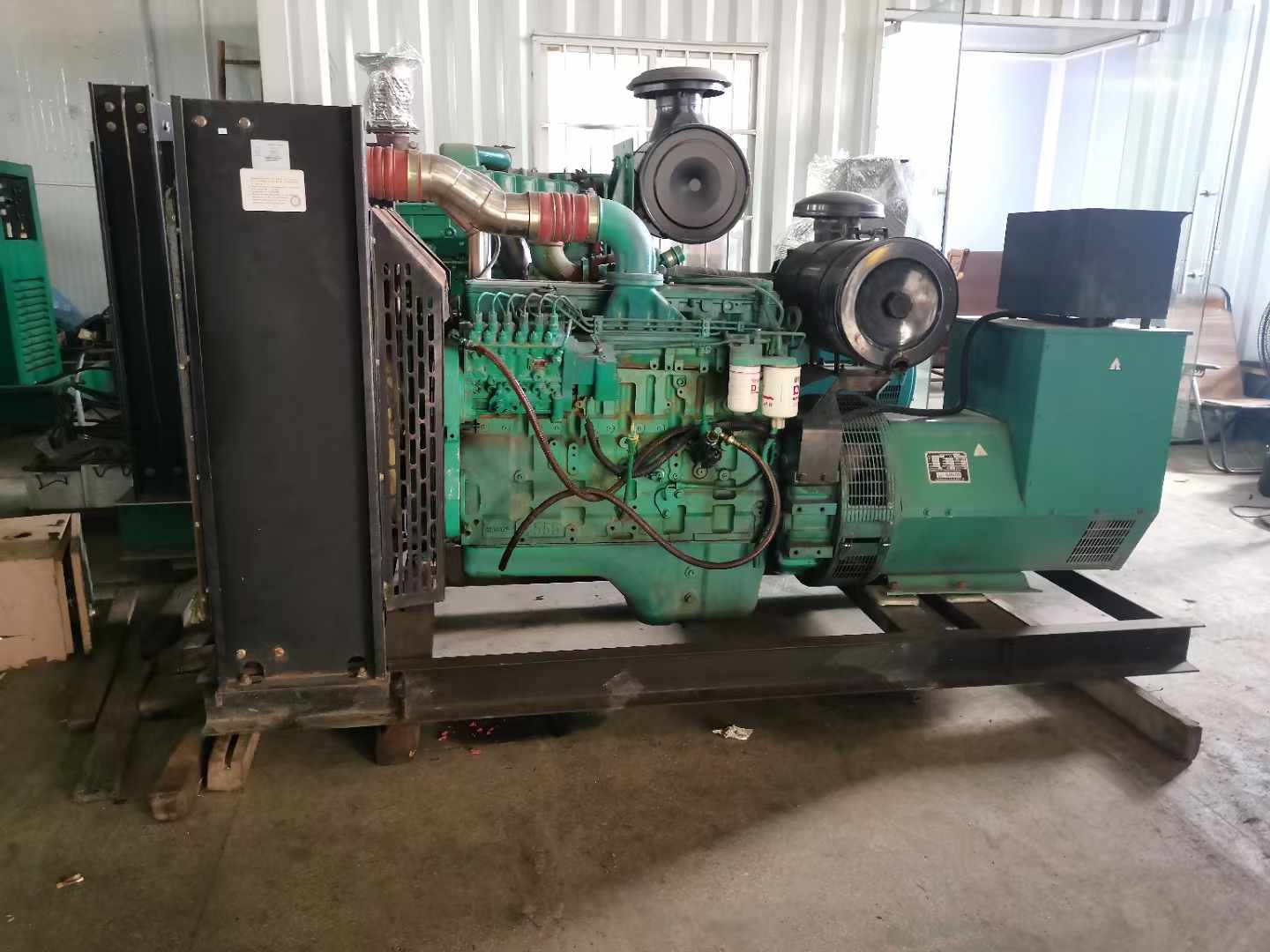 大通发电机租赁如何确定电缆的承载电流是否在安全范围内？