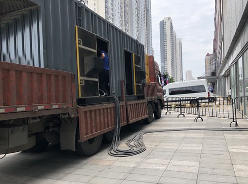 大通冷却液不足的情况下如何检查柴油发电机组？